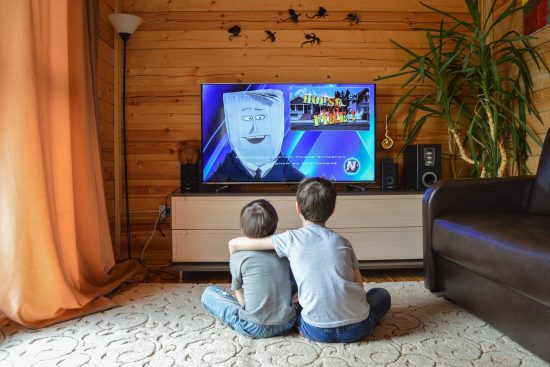 découvrez notre sélection des séries télévisées incontournables qui captiveront votre attention et vous tiendront en haleine. des intrigues palpitantes, des personnages mémorables et des rebondissements surprenants vous attendent dans ces must-watch tv series !