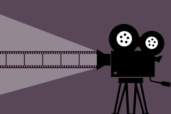 découvrez l'univers captivant des bandes originales de films, où la musique s'entrelace avec l'émotion pour sublimer chaque scène. plongez dans l'art du film score et explorez comment les compositeurs créent des œuvres inoubliables qui enrichissent l'expérience cinématographique.
