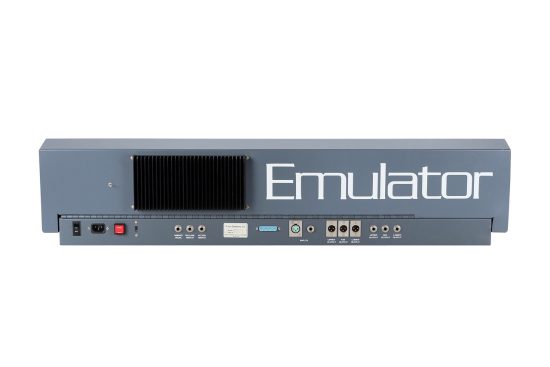 découvrez l'émulation, un processus fascinant qui permet de reproduire le fonctionnement d'un système ou d'un logiciel sur une autre plateforme. explorez les différentes méthodes et outils d'émulation, apprenez comment profiter de vos jeux et applications classiques sur des appareils modernes, et plongez dans l'univers de la rétro-gaming.
