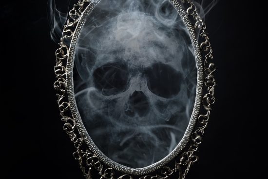 découvrez l'univers fascinant de la dark fantasy, où les ténèbres se mêlent à la magie, peuplé de créatures mystérieuses et de héros tragiques. plongez dans des récits captivants qui explorent les thèmes de la lutte entre le bien et le mal, et laissez-vous emporter par des histoires riches en émotions et en suspense.