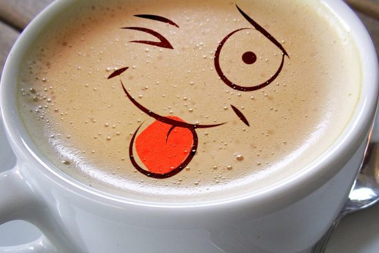 découvrez notre guide complet du café de spécialité pour tout savoir sur les variétés, la préparation et la dégustation du café haut de gamme.