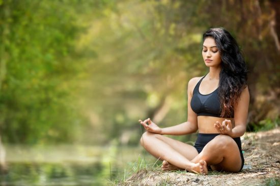 découvrez les bienfaits de la mindfulness pour réduire le stress, améliorer la concentration et vivre pleinement l'instant présent grâce à des techniques de méditation simples et accessibles.