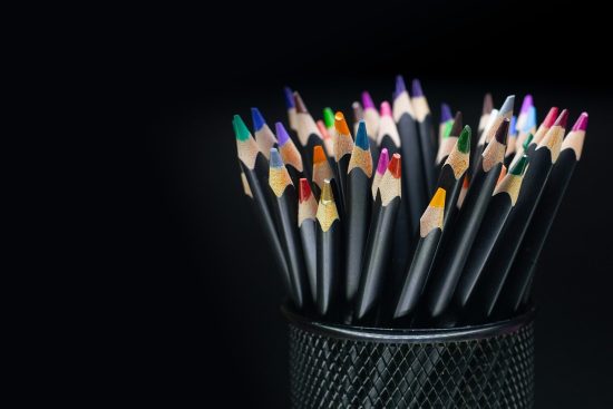 support pour sac pratique et élégant, idéal pour garder vos sacs suspendus et organisés en toute simplicité.