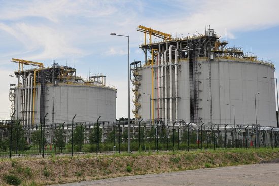 découvrez les stratégies clés de diversification pour optimiser vos investissements et réduire les risques financiers.